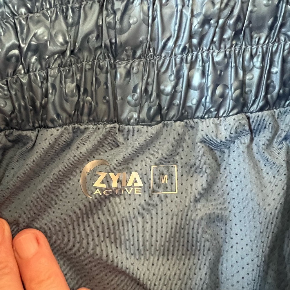 Zyia Active Steel Blue Bubbles High Rise Bomber Shorts - Picture 5 of 7